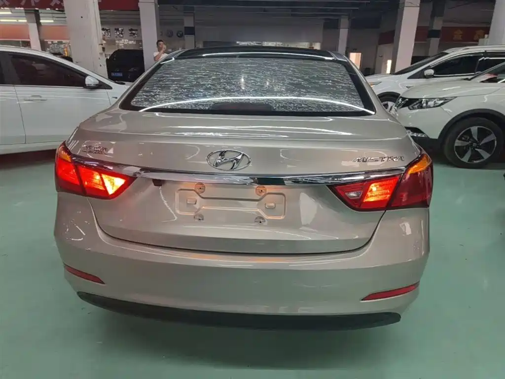 Mistra 1.8 L Auto Intelligent GLS