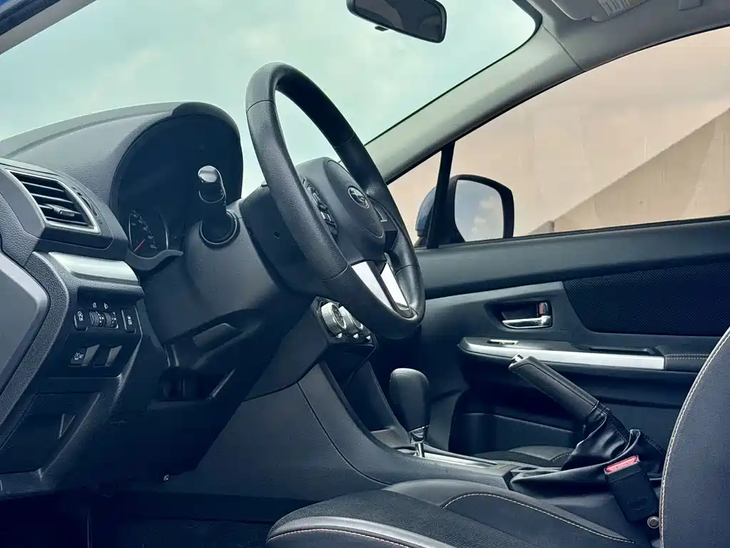 Subaru XV 斯巴鲁XV 2016款 2.0 i 进取版