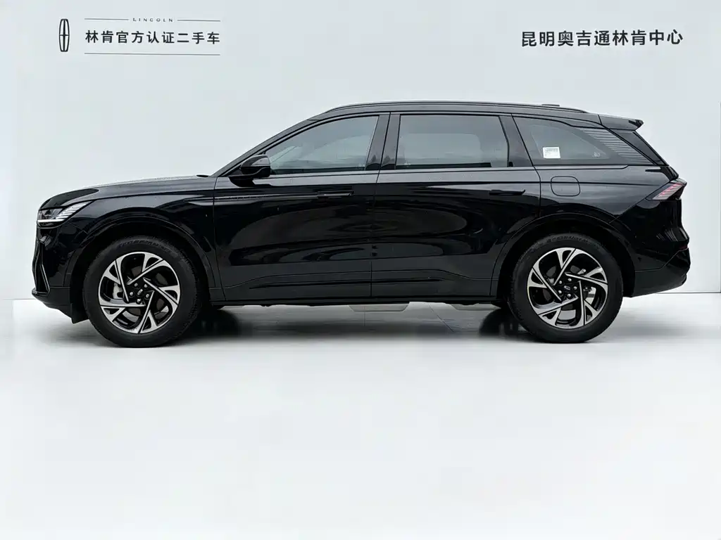 Nautilus 2.0 T 4 WD Comfort Supreme Hybrid