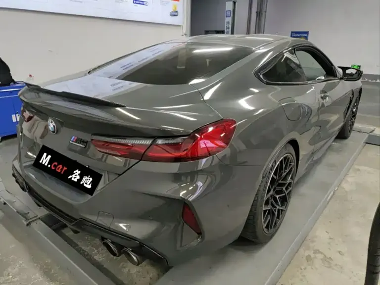 BMW M8 宝马M8 2022款 M8 双门轿跑车 雷霆版