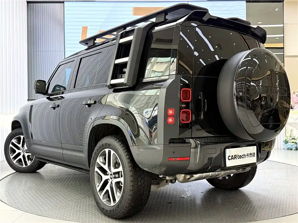 Land Rover Defender Facelift 110 3.0 T P400 Dark Special Edition