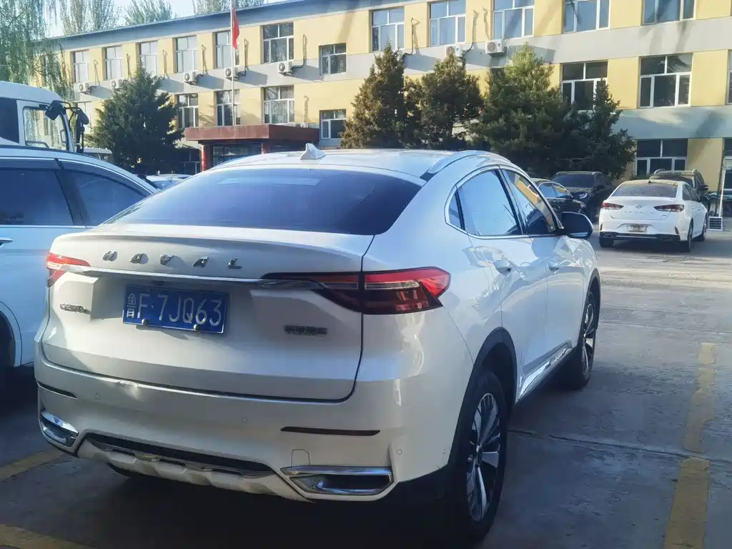 Haval F7 x 1.5 T 2 WD Ultimate Smart Tech