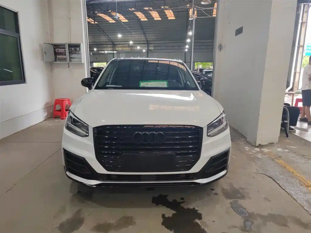 Audi Q2 L 35 TFSI Fashion Dynamic CN-V