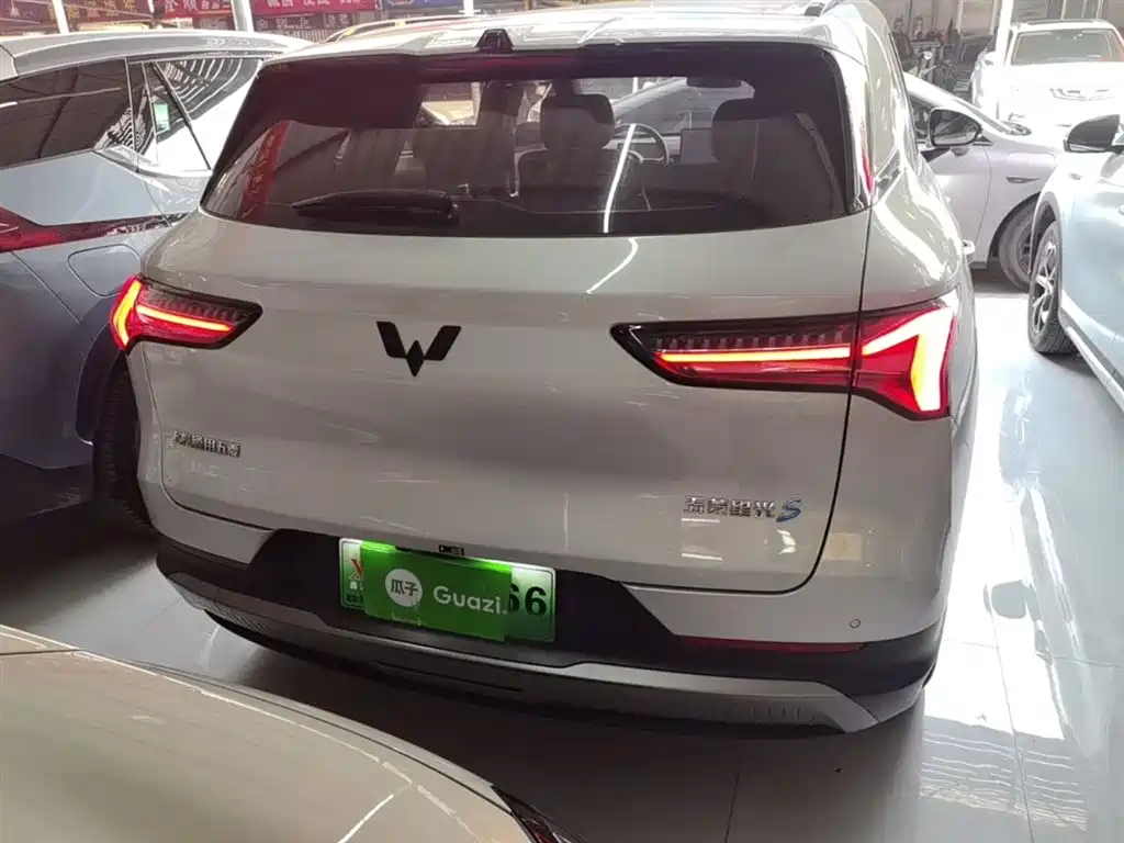 Wuling Starlight S 130 km Navigator