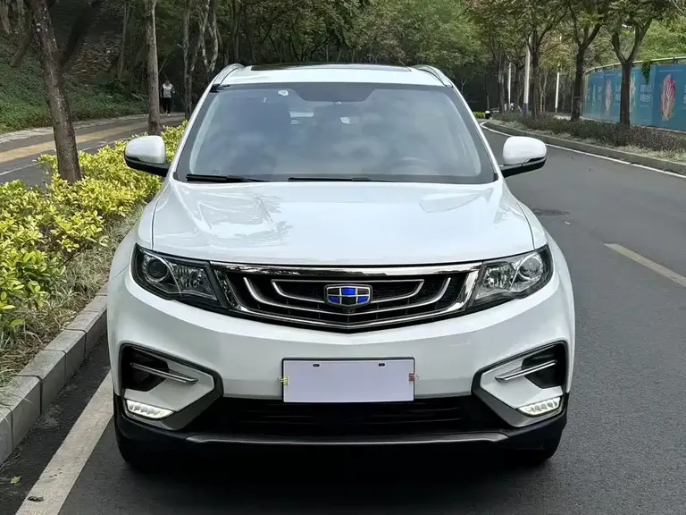 Geely Boyue 1.8 TD Auto 2 WD Connected 4 G Connected