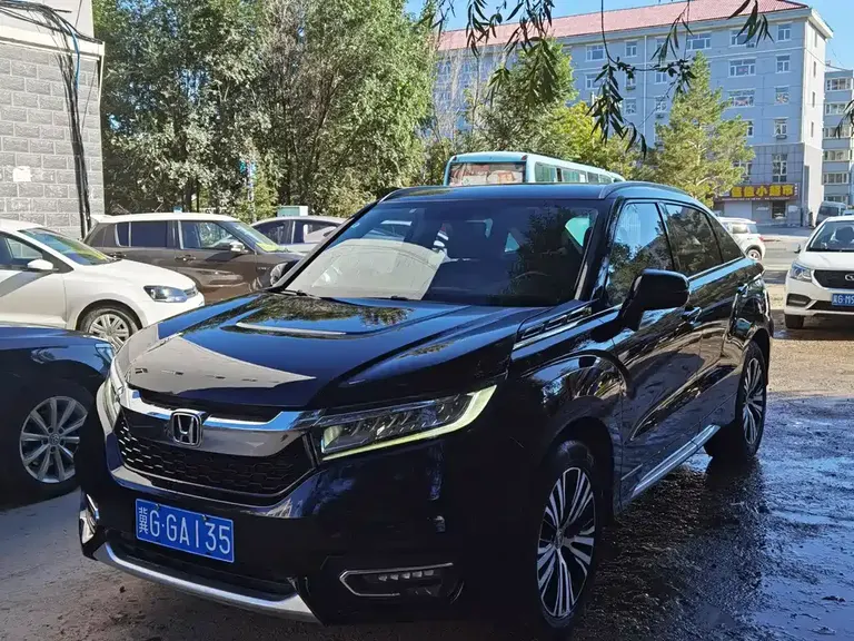 Honda Avancier 370 TURBO 4 WD Premium