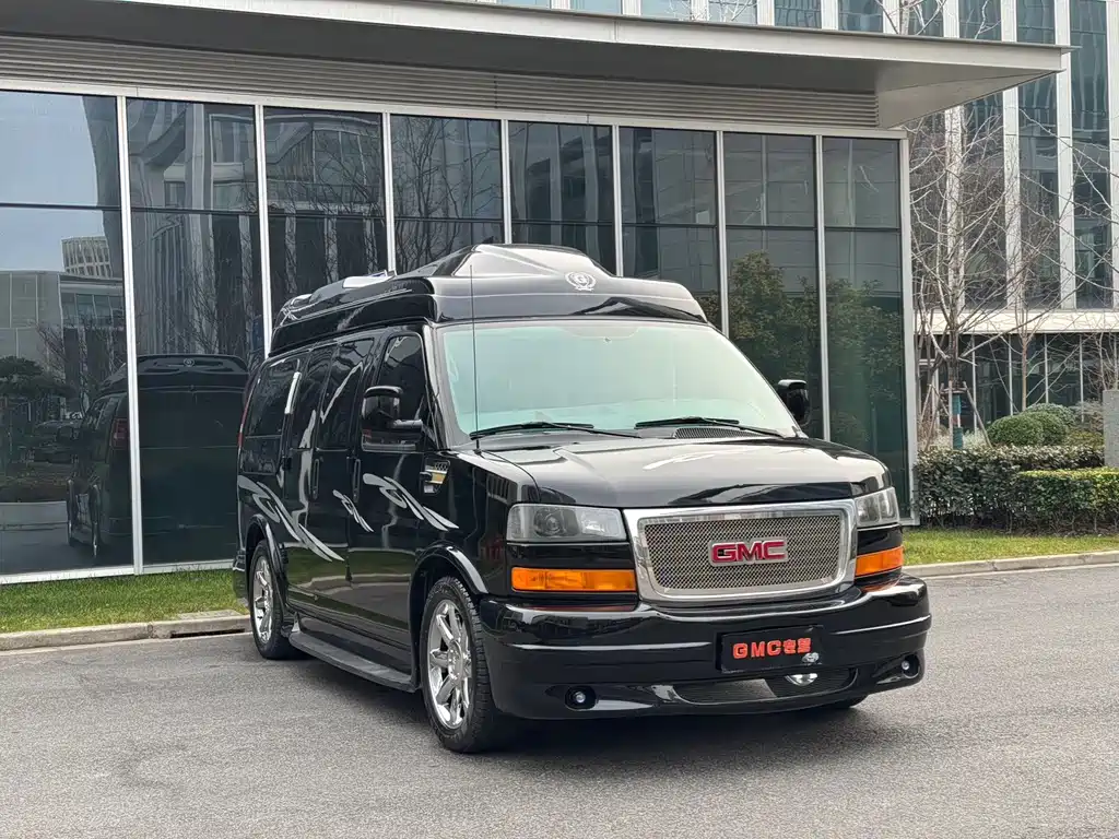 SAVANA 5.3 L Business Star 7-seat