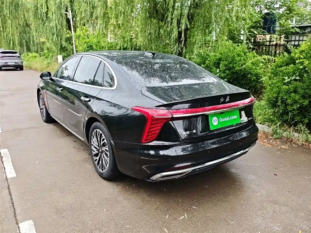 Hongqi H5 2.0 T Auto Connected Flagship