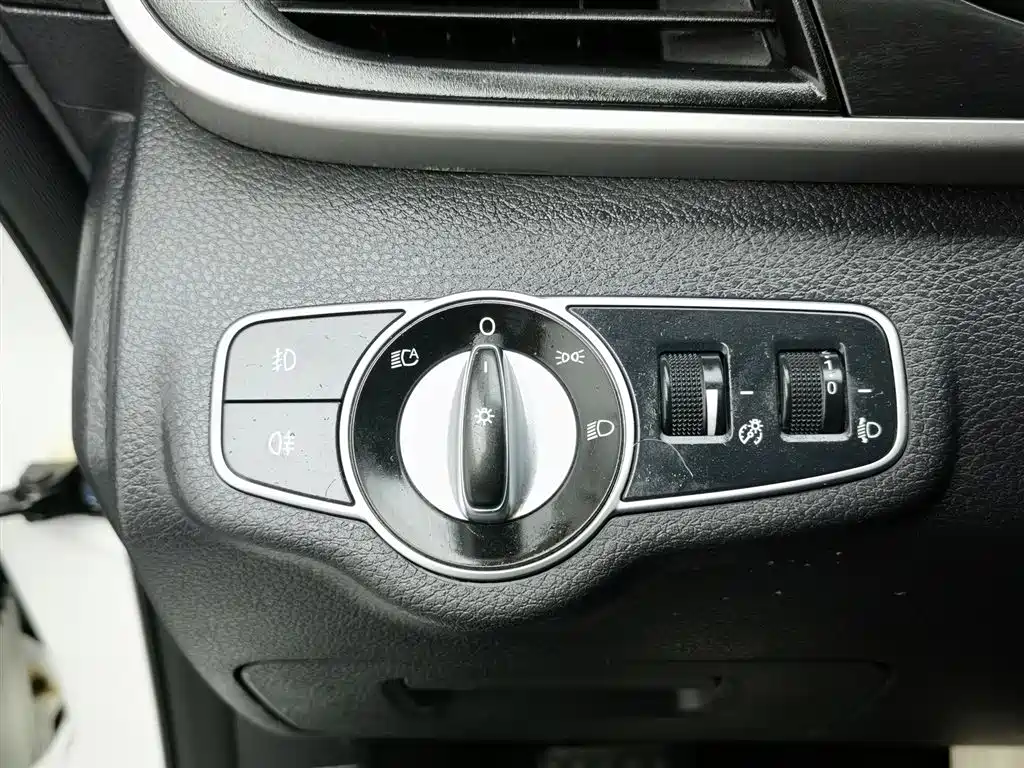 Song MAX 1.5 T Auto Connected Elite 7-seat