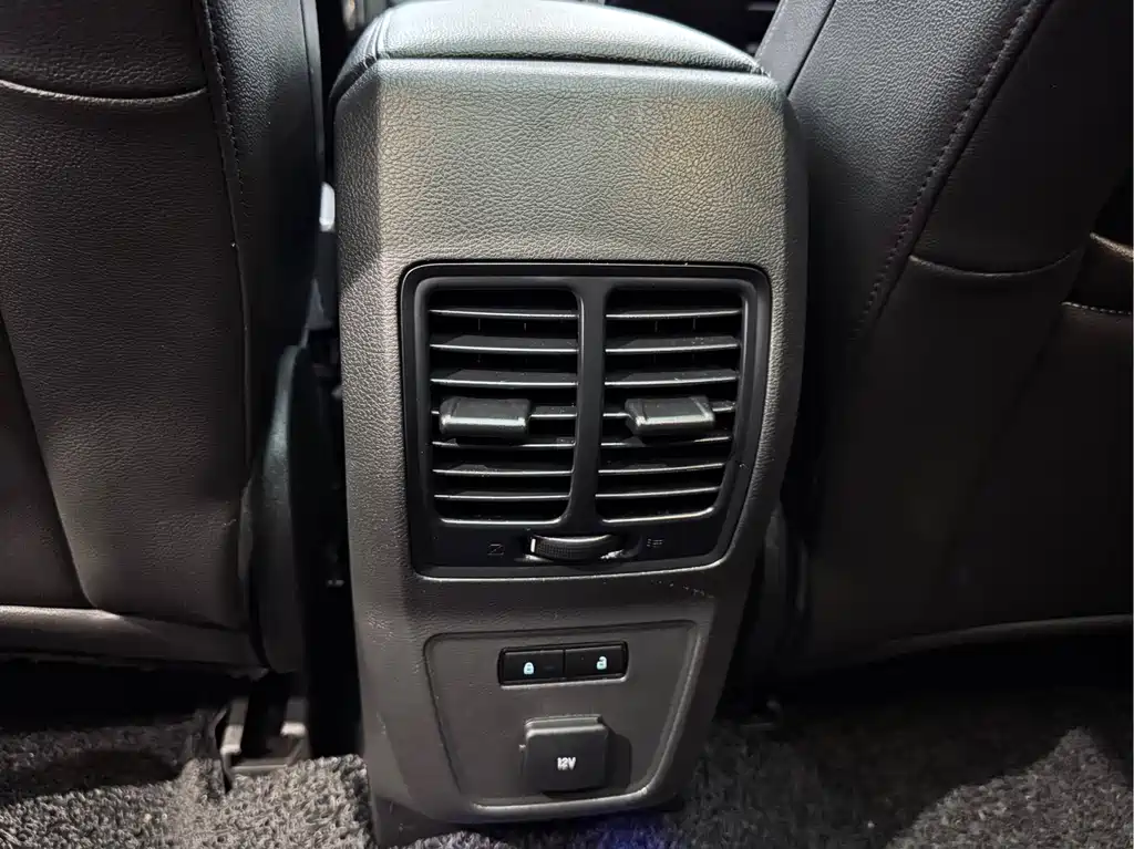 Kuga EcoBoost 245 4 WD Grand Wing
