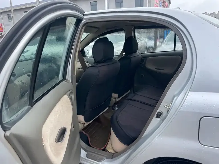 FAW Weile 威乐 2008款 1.5 L 手动豪华型