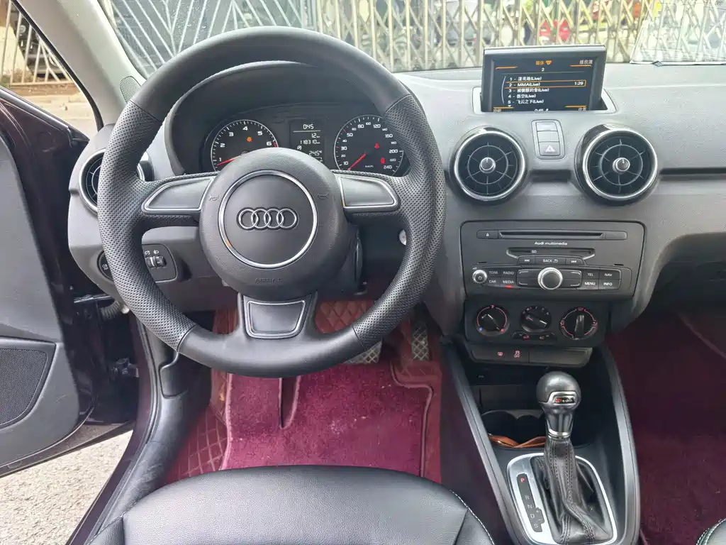 Audi A1 奥迪A1 2014款 30 TFSI 技术型