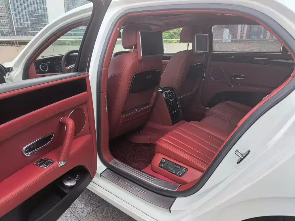 Flying Spur 4.0 T V8 Distinguished