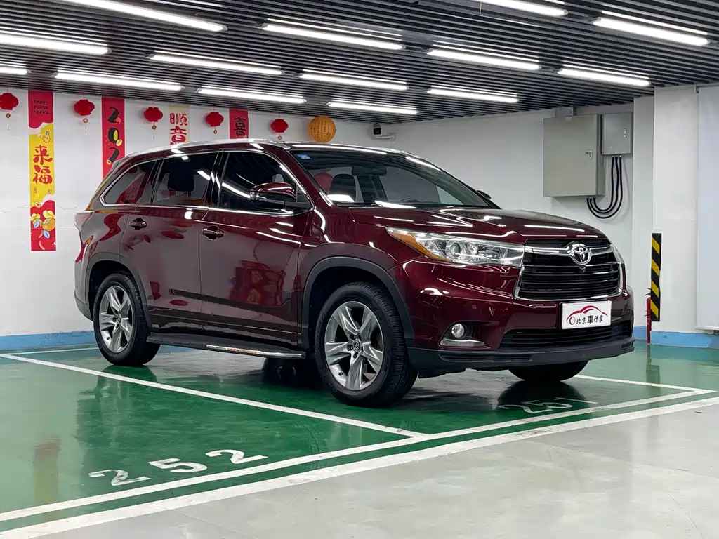 Highlander 2.0 T 4 WD Luxury 7-seat