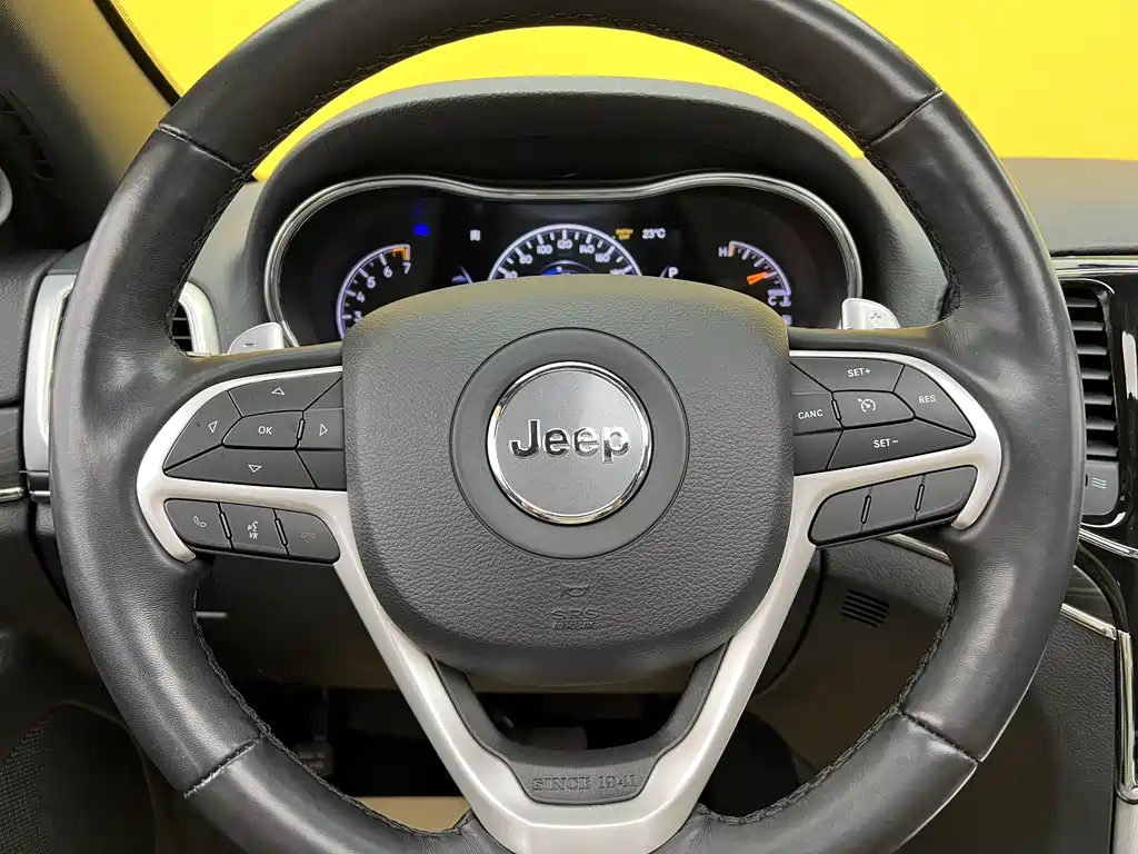 Grand Cherokee (Import) 3.0 L Elite Navigation