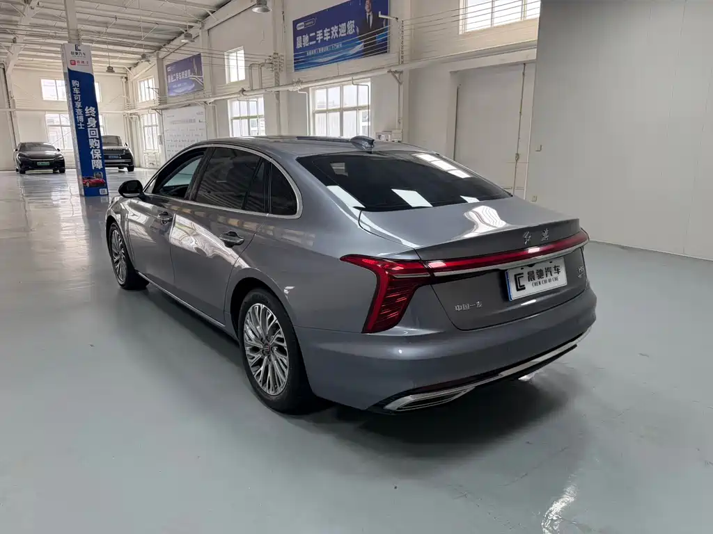 Hongqi H5 2.0 T Auto Connected Flagship