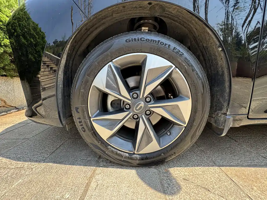 GAC Trumpchi M6 PRO 270 T DCT Luxury