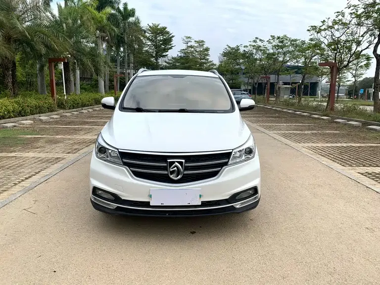 Baojun 730 宝骏730 2019款 1.5 T CVT时尚型 7座 国V
