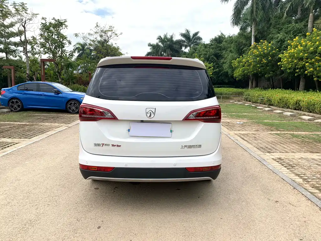 Baojun 730 宝骏730 2019款 1.5 T CVT时尚型 7座 国V