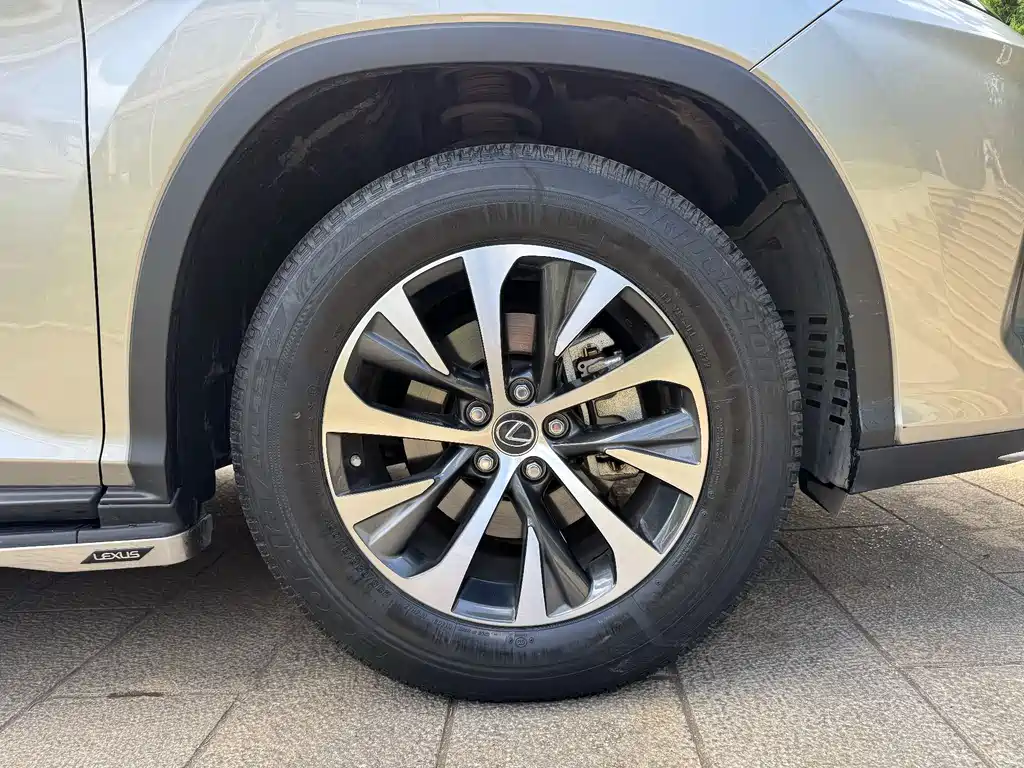 Lexus RX Facelift 300 2 WD Elite