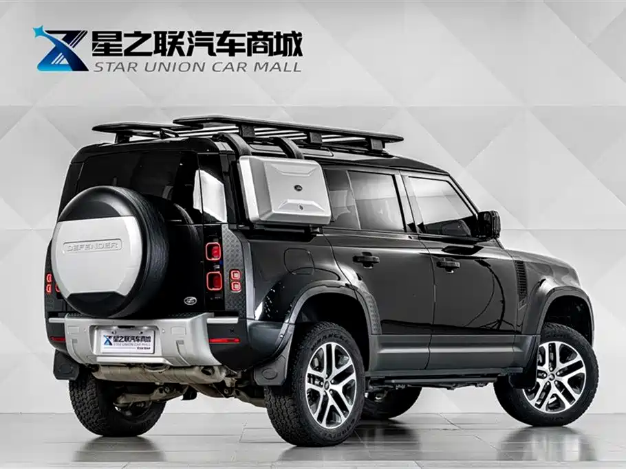 Land Rover Defender 110 P400 Dark Special Edition