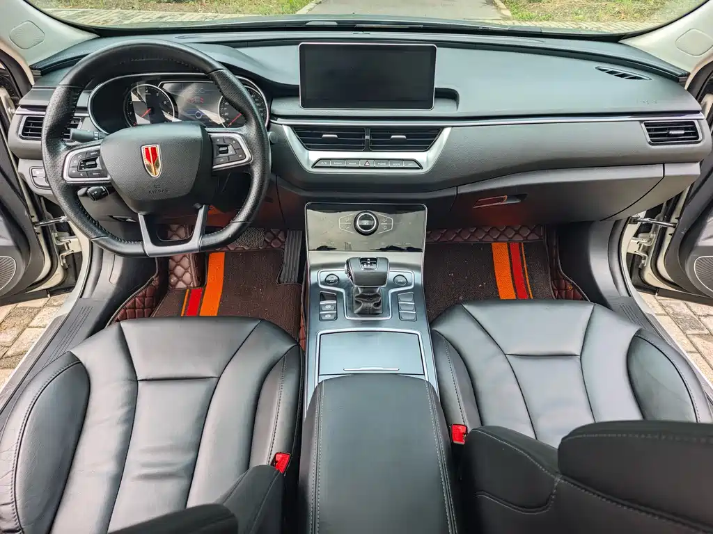 Hongqi H5 Classic Facelift 1.5 T DCT Flagship Charm