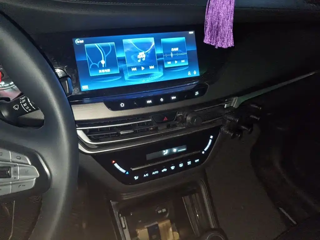 Changan CS35 PLUS 长安CS35 PLUS 2022款 1.6 L 手动豪华版