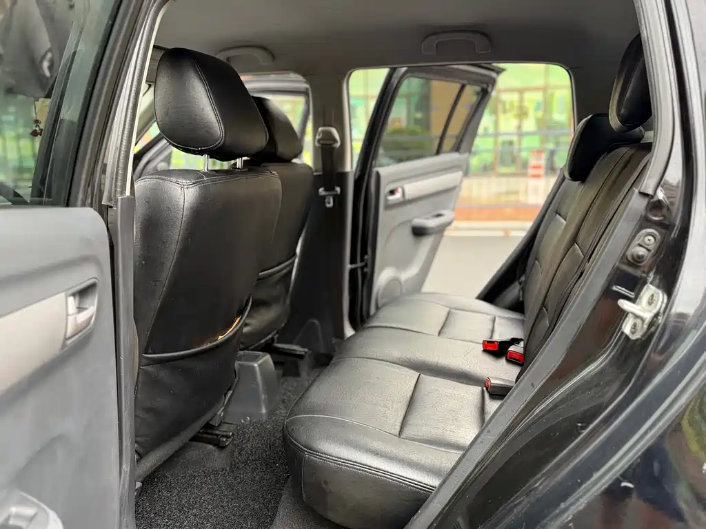 Swift 雨燕 2005款 1.3 L 自动豪华型