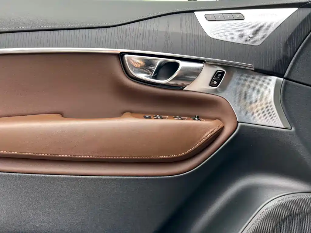 Volvo XC90 Facelift T6 Smart Grace Luxury 7-seat