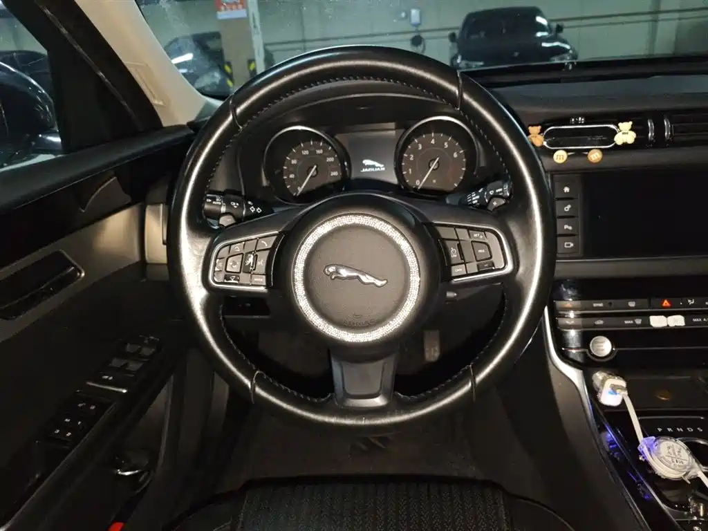 Jaguar XF XF 3.0 SC 2 WD Elegance