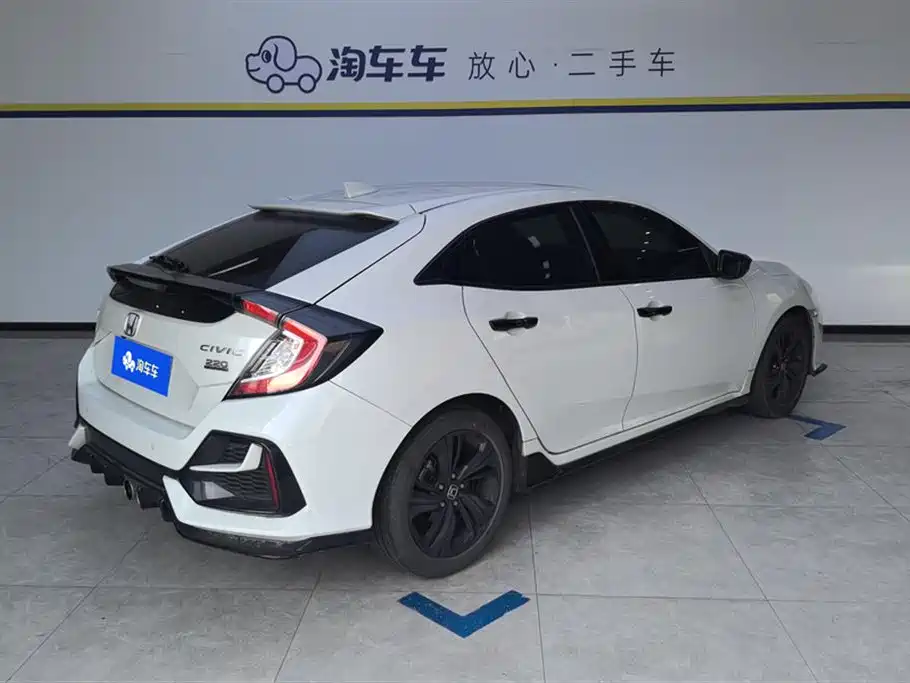 Civic HATCHBACK 220 TURBO CVT Trend Cool Control