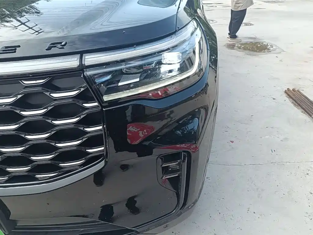 Explorer EcoBoost 285 4 WD ST-LINE 6-seat