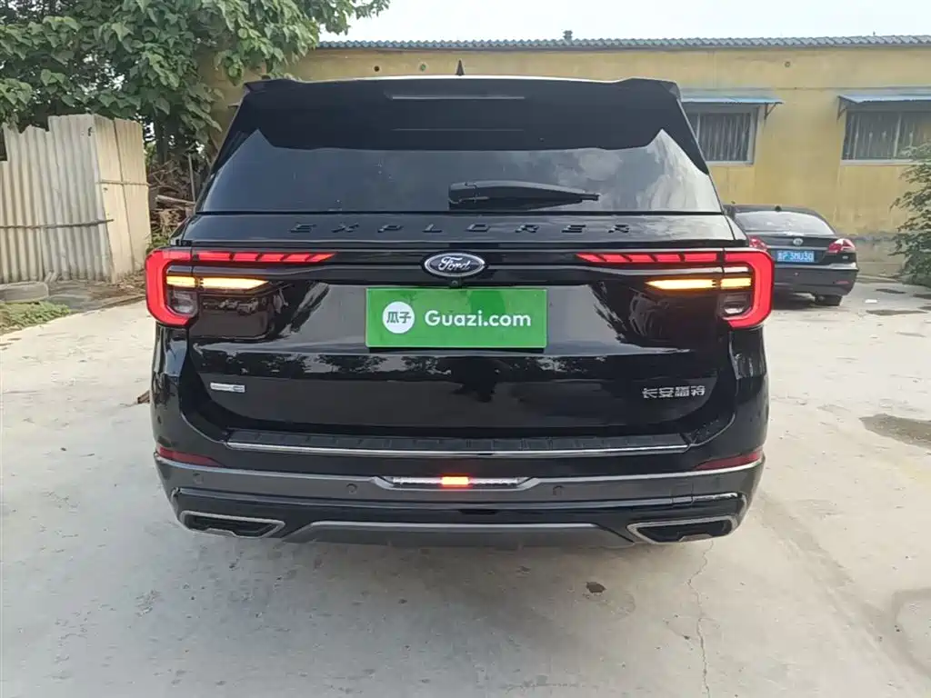 Explorer EcoBoost 285 4 WD ST-LINE 6-seat