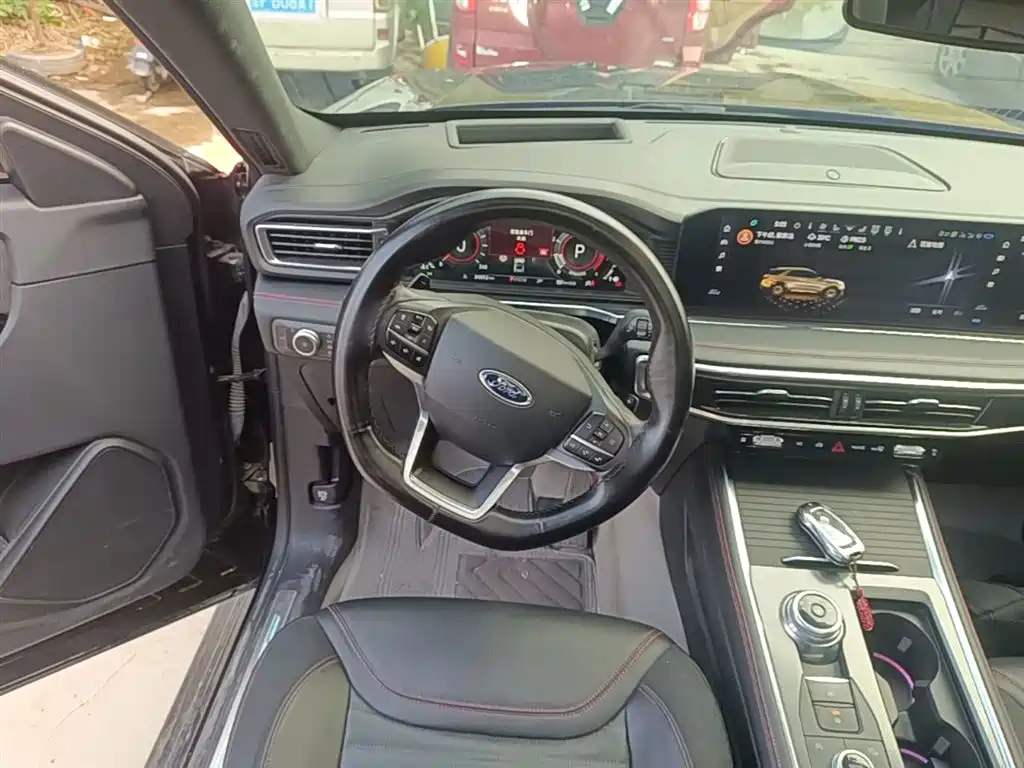 Explorer EcoBoost 285 4 WD ST-LINE 6-seat