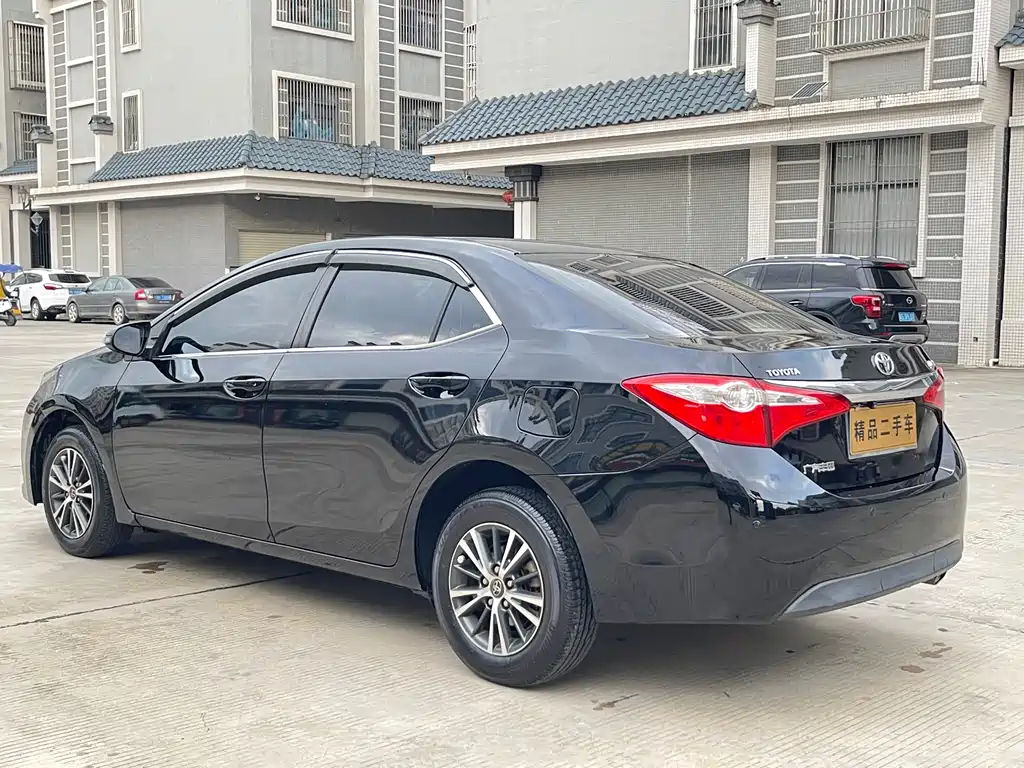 Levin 1.6 G CVT Elite