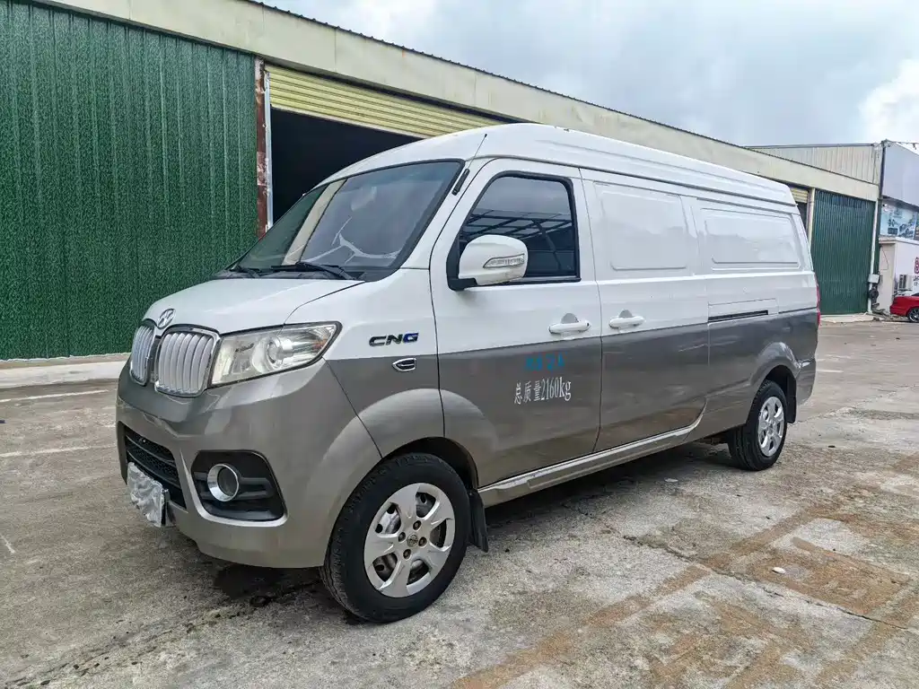 New Sea Lion X30 L CNG 新海狮X30 L CNG 2018款 1.5 L尊贵版天然气车厢货SWFC15