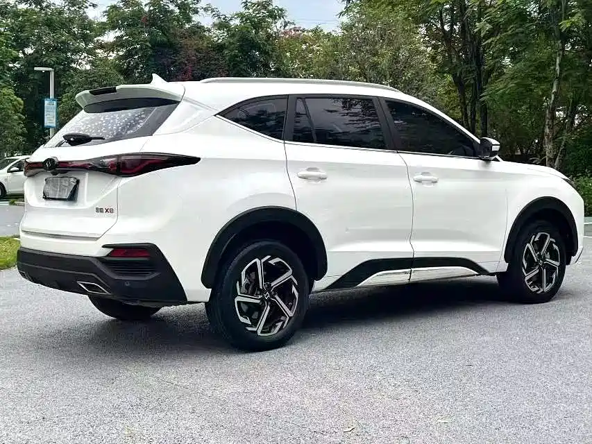 Sehol X8 思皓X8 2021款 改款 300 T DCT豪华智联版 6座