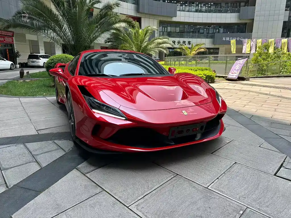 Ferrari F8 Tributo 3.9 T V8