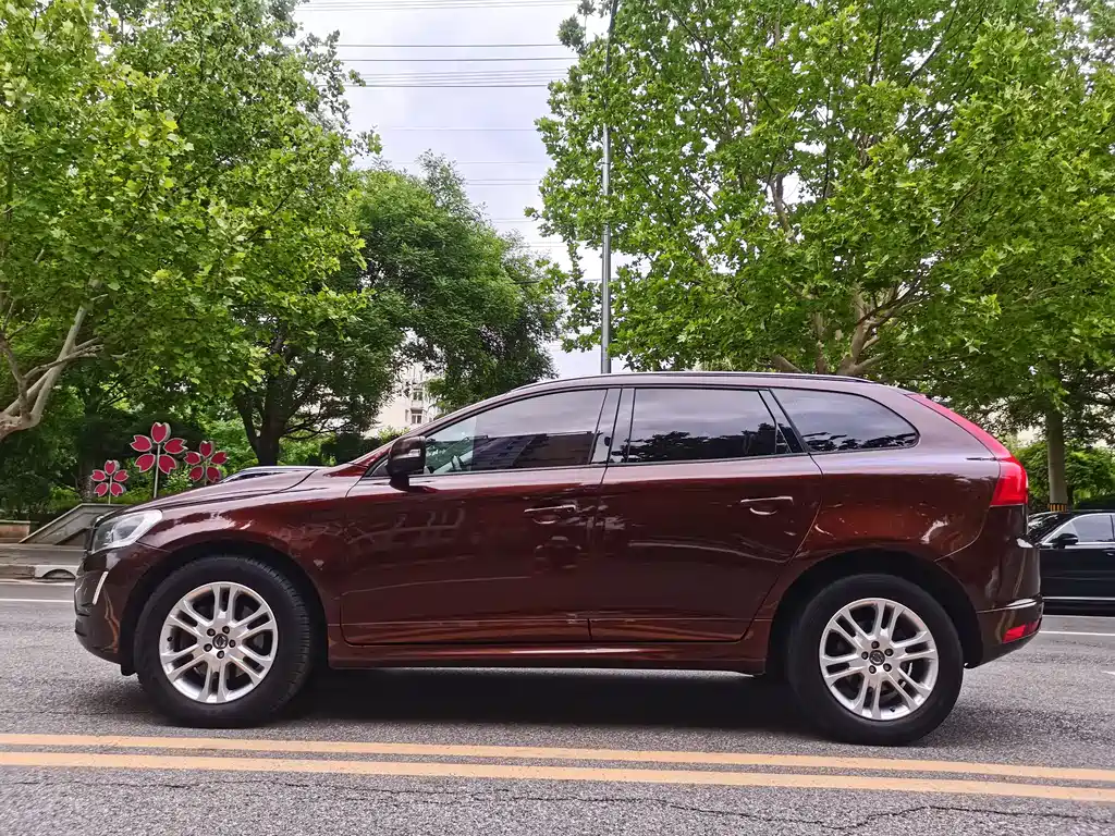 Volvo XC60 (Import) T5 Smart Ease