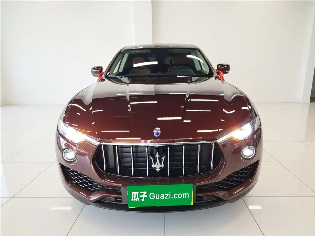 Levante 3.0 T Standard