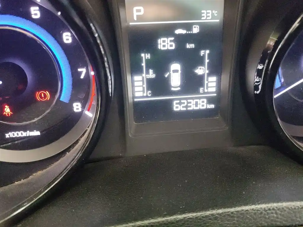 Changan CS15 1.5 L Auto Luxury