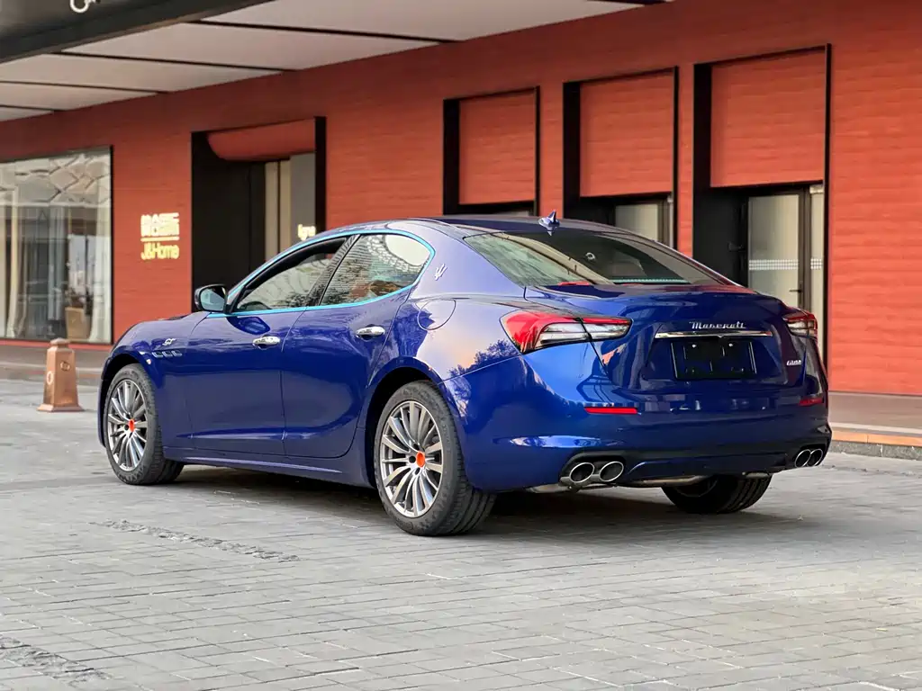 Ghibli 2.0 T GT