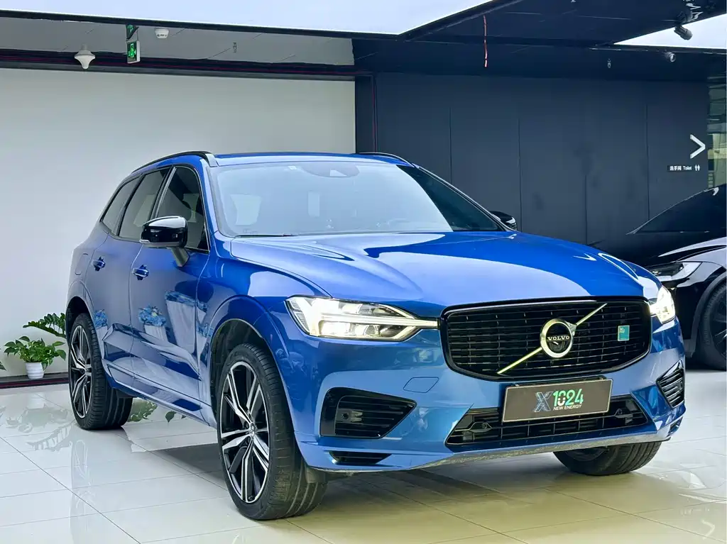 Volvo XC60 PHEV T8 E Drive Hybrid Smart Vision Sport