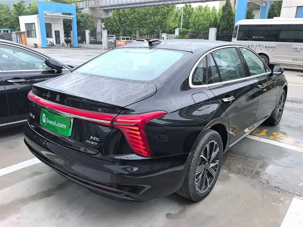 Hongqi H5 PHEV 130 Super Hybrid
