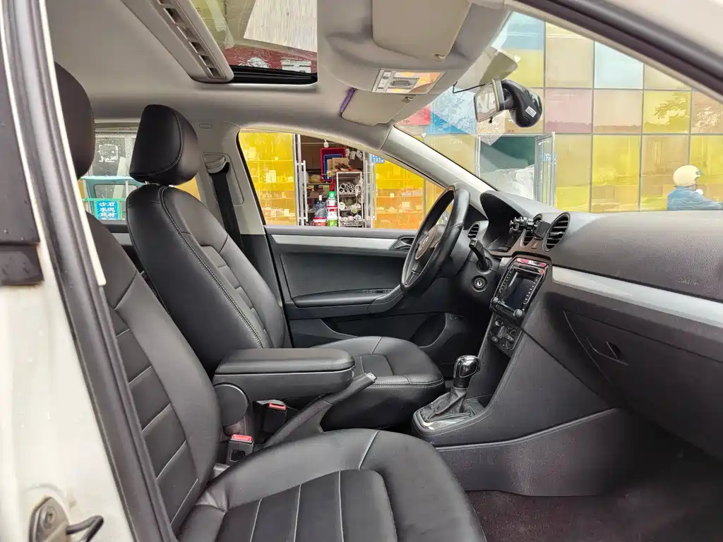 Jetta 1.6 L Auto Comfort