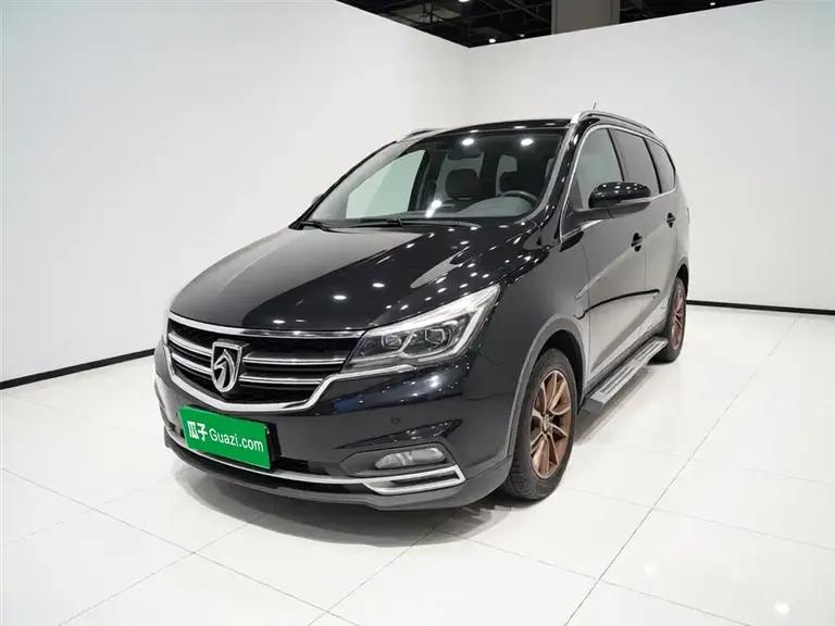Baojun 730 1.8 L iAMT Premium 7-seat
