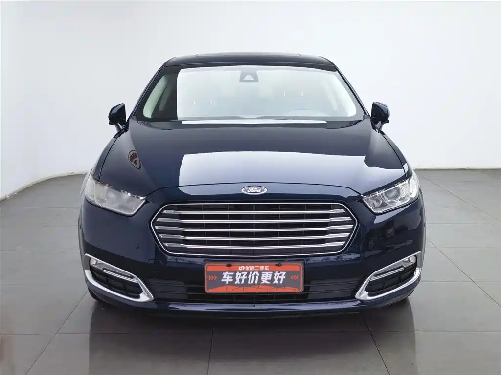 Taurus EcoBoost 245 Fashion