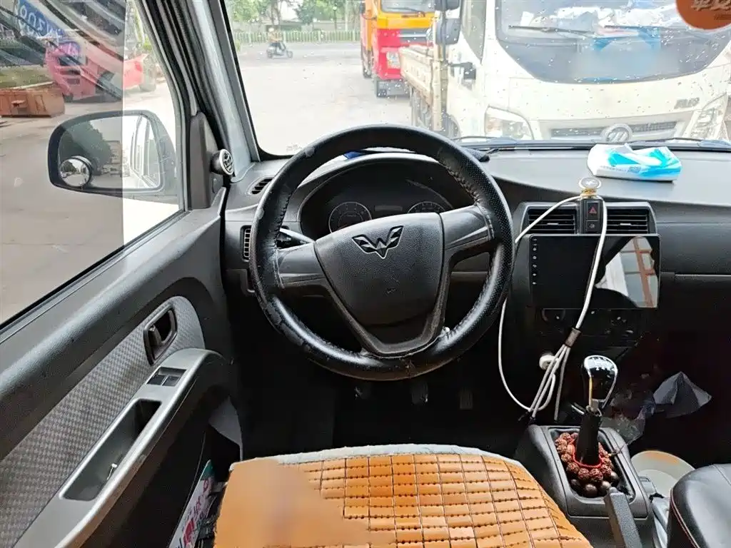 Wuling Rongguang 1.5 L Extended Standard AC L3 C