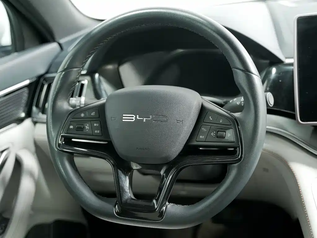 Song PLUS NEV Glory DM-i 110 km Flagship