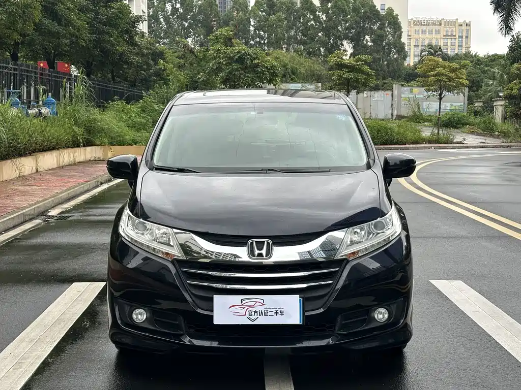 Odyssey Facelift 2.4 L Luxury